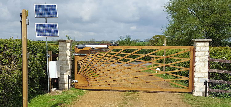 Eagle Solar Panel Swing Gate Installation Laguna Woods